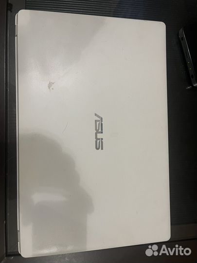 Ноутбук на запчасти