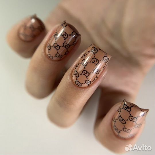 Маникюр/ педикюр