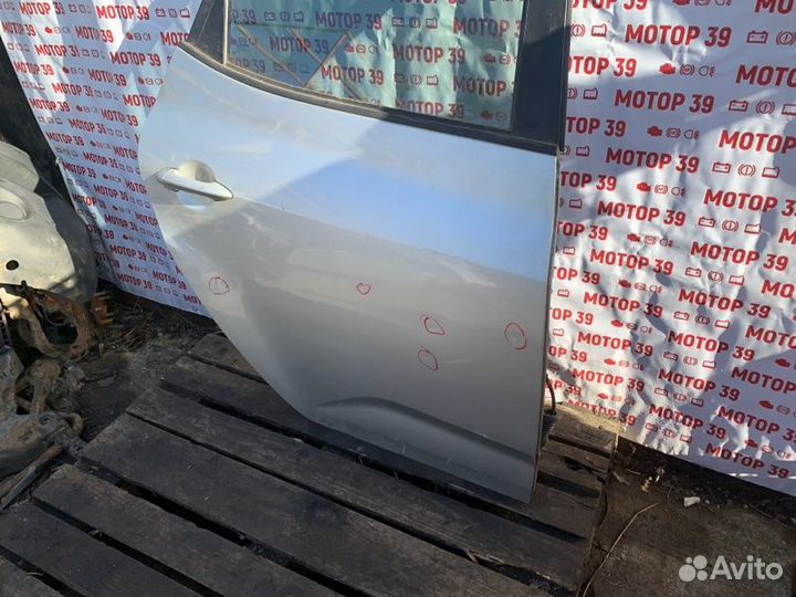 Дверь задняя правая Kia Venga 1.4 I 2010