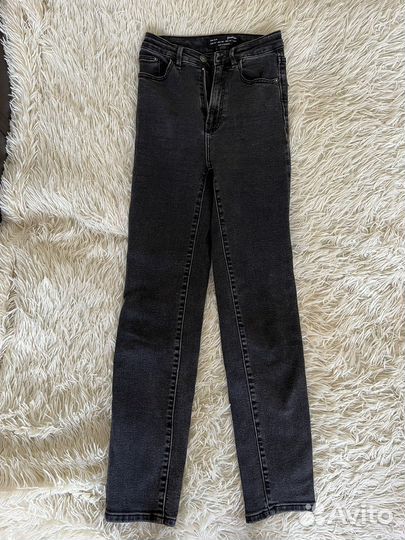 Джинсы женские