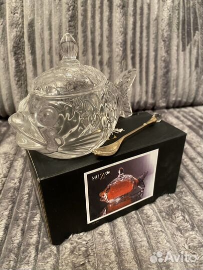 Новая икорница Muza стеклянная в форме рыбки