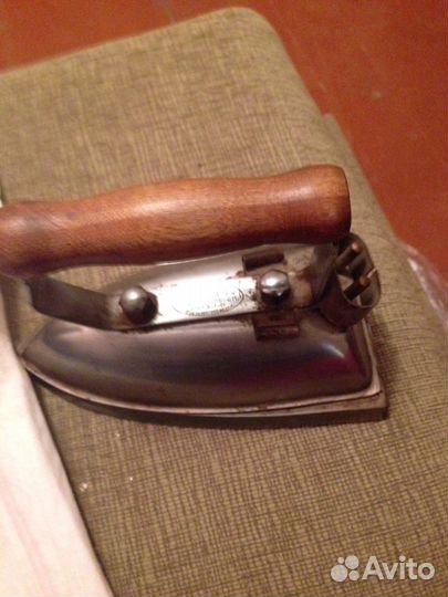 Утюг 1953 года винтаж