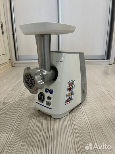 Мясорубка электрическая