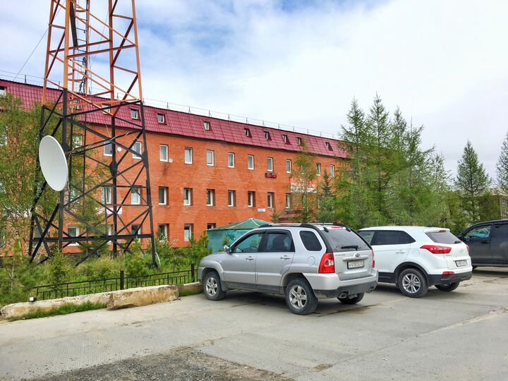 Офис, 700 м²
