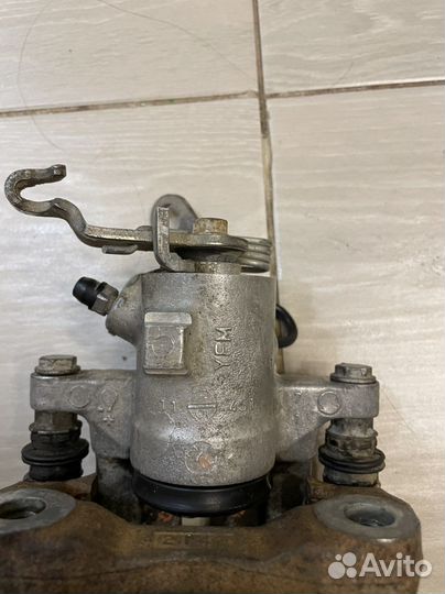 Суппорт задний левый джетта 6