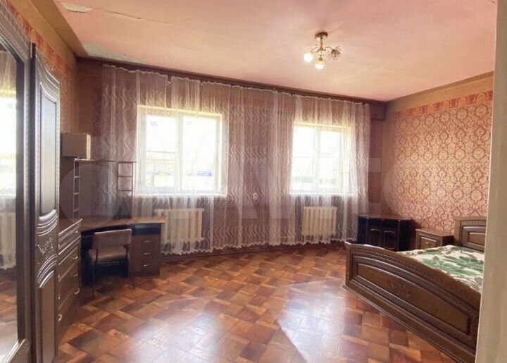 Дом 288,1 м² на участке 15 сот.