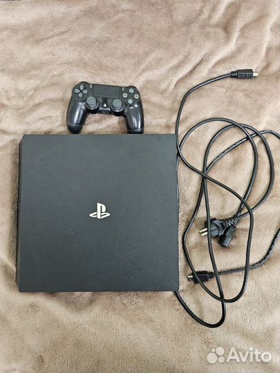 Sony playstation 4 PS4 pro 1tb 7008b