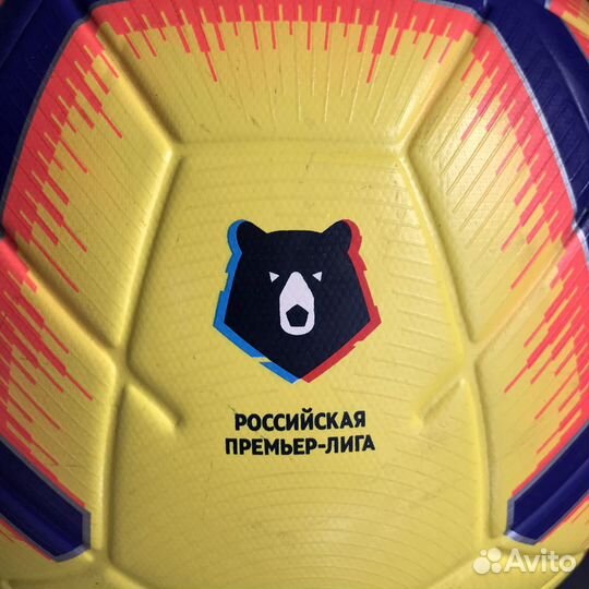 Профессиональный футбольный мяч Nike Merlin RPL