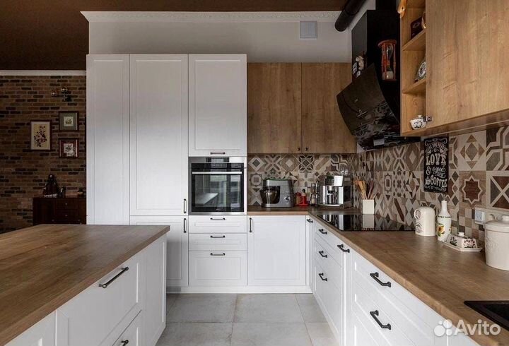 Кухня на заказ с островом