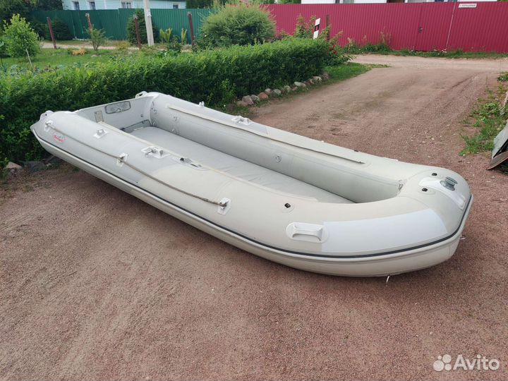 Лодка пвх Badger FLA390