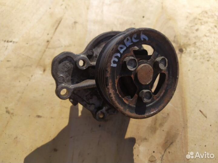 Насос водяной (помпа ) Nissan March K11 1.0 1998