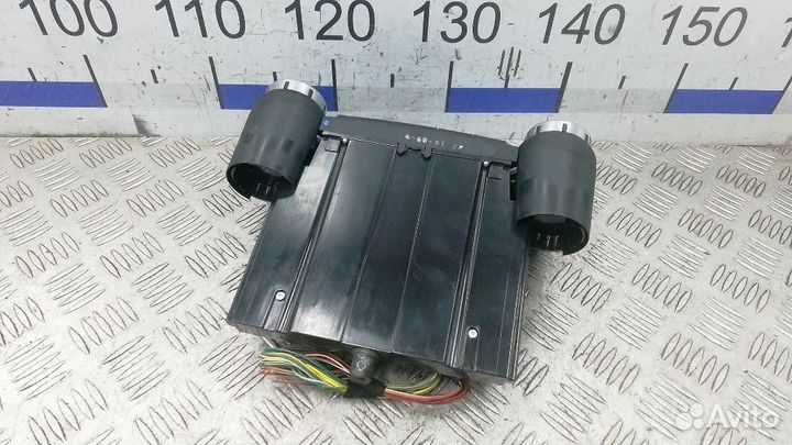 Блок управления климатической установкой Volkswage