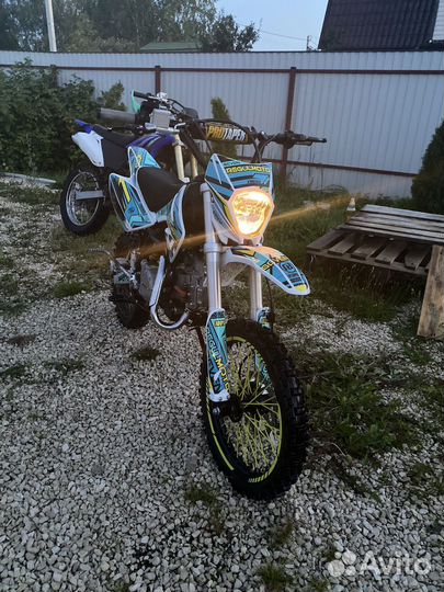 Regulmoto seven 125e