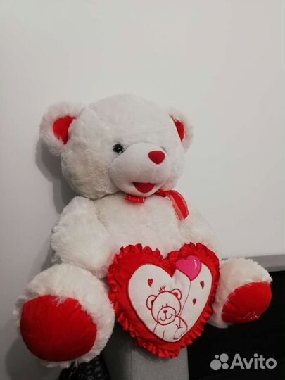 Плюшевый медведь