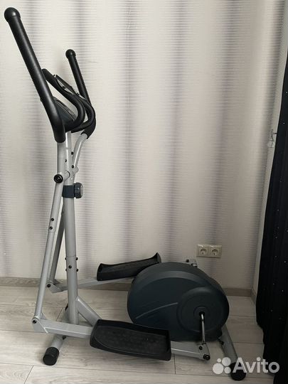 Эллиптический тренажер torneo