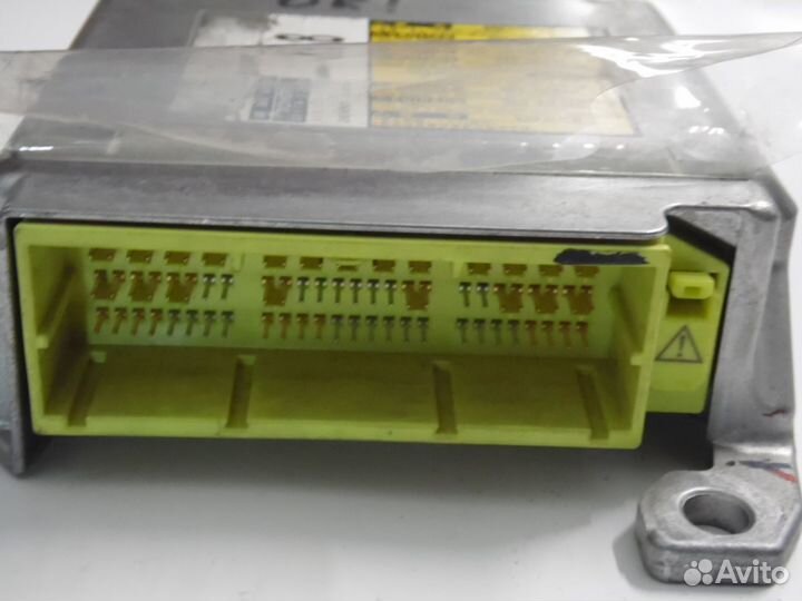 Блок управления подушками SRS Тойота Камри 50