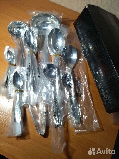 Набор столовых приборов новый