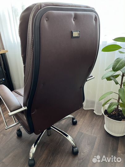 Компьютерное кресло