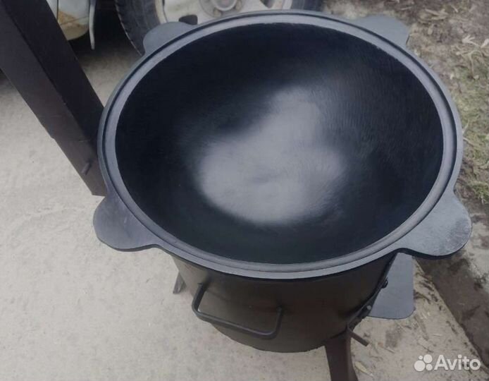 Казан чугунный 12 литров с печкой (артикул 7799)