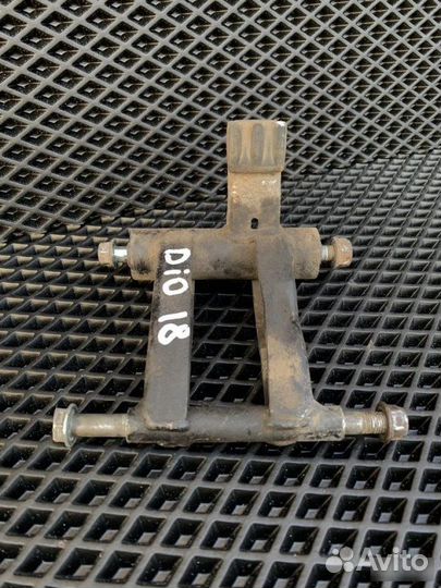 Маятник двигателя Honda Dio 18 AF-18E