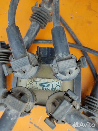 Катушка зажигания Форд Мондео, 2л., 1993г