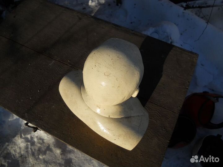 Бюст Ленина автор П Яцына 1958 только самовывоз