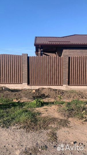 Забор из евроштакетника