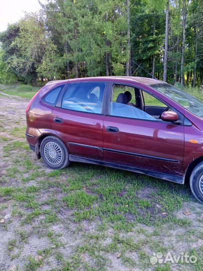 Nissan Almera Tino 1.8 МТ, 2004, 291 150 км