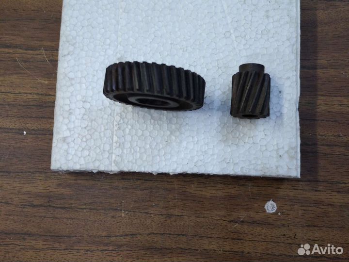 Шестерни к электропиле 