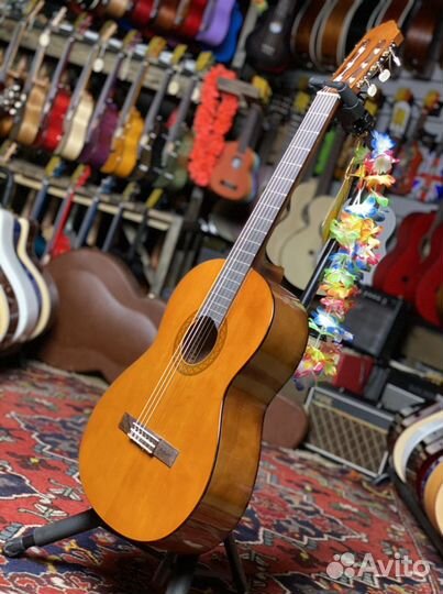 Гитара yamaha c40