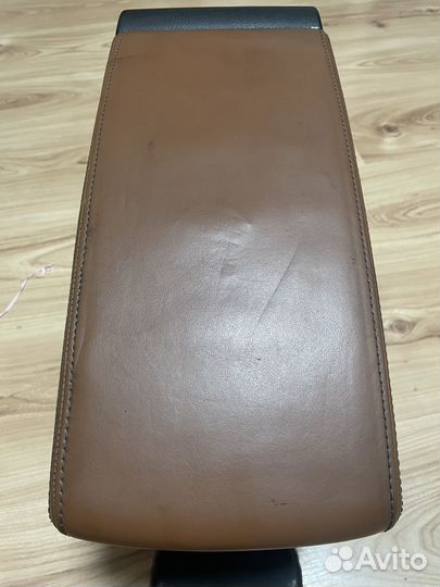 Подлокотник passat сс