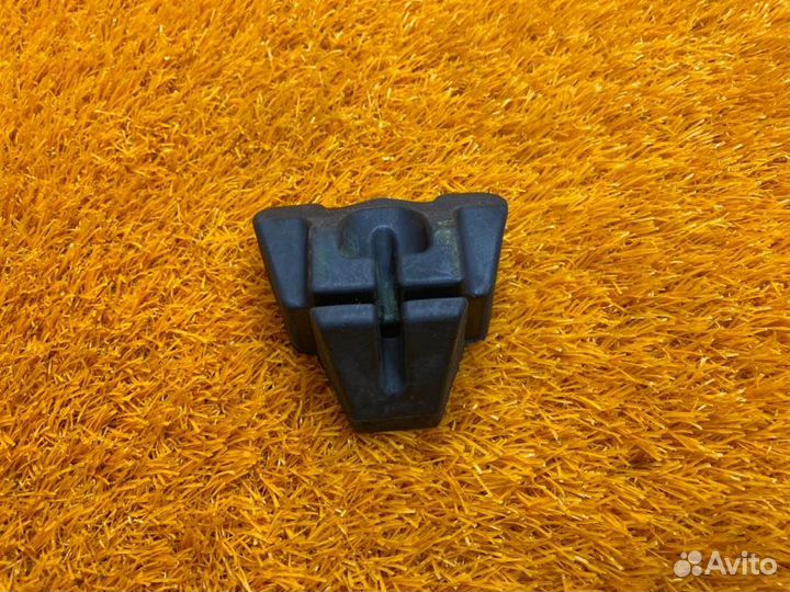 Подушка радиатора Bmw X5 E70 N55B30A 2012