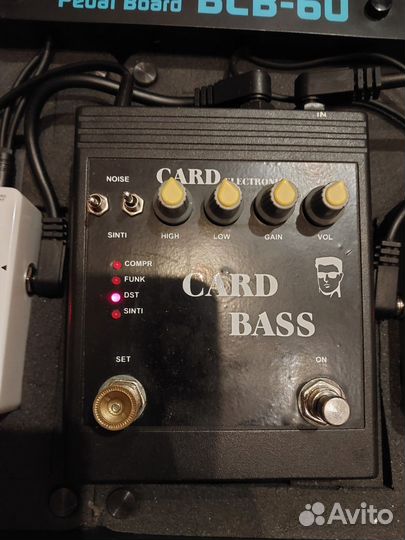 Педаль для бас гитары Card Bass