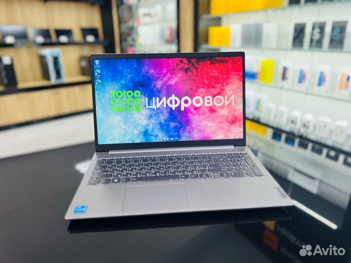 Мощный ноутбук Core i3-1Gen/DDR4-8Gb/SSD-256/IPS