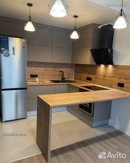 Кухня + подарок техника (Рассрочка 10 месяцев)