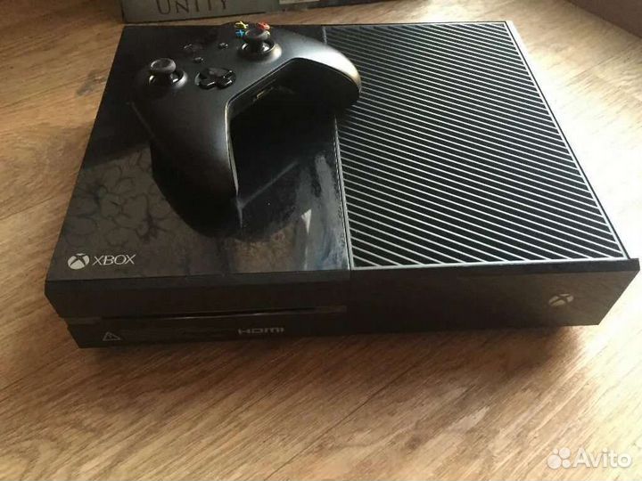 Xbox One 365 Гб