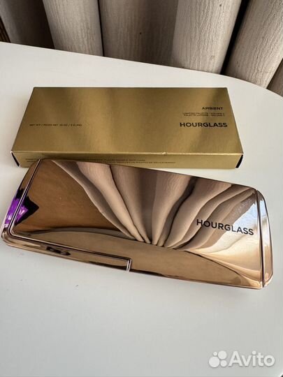 Hourglass Палетка тройная Hourglass volume II