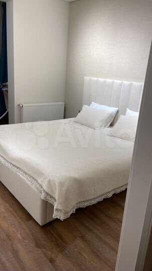 2-к. квартира, 57 м², 4/9 эт.