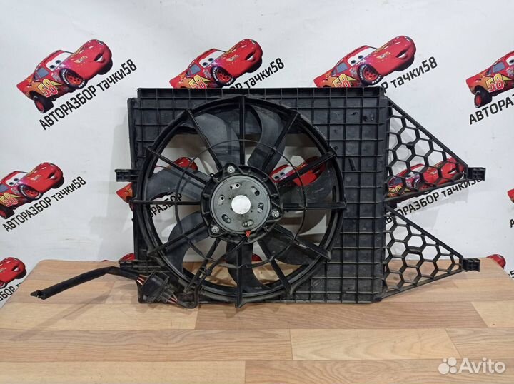 Вентилятор охлаждения Skoda Fabia 2 (5J) рест