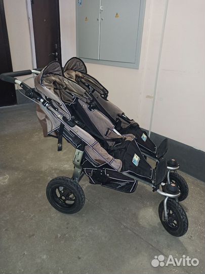 Коляска для двойни, погодок TFK