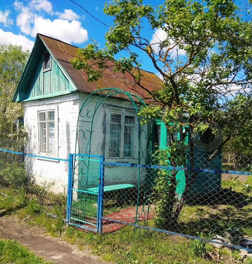 Дача 20 м² на участке 5 сот.