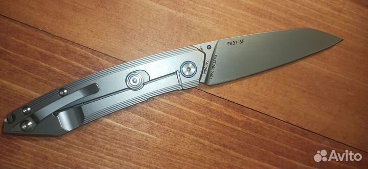 Нож Ruike R-831