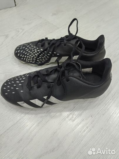 Бутсы adidas predator