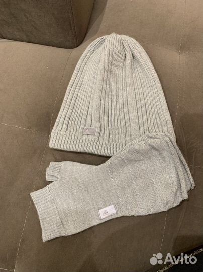 Шапки и шарфы новые и б/у
