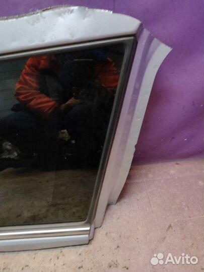 Форточка кузова задняя правая Peugeot 4007 EP 4HN