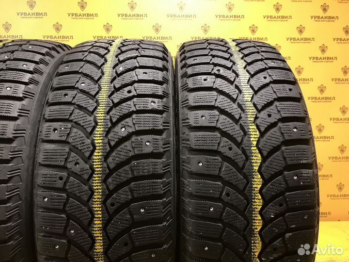 Bridgestone Blizzak Spike-01 195/60 R15 88T