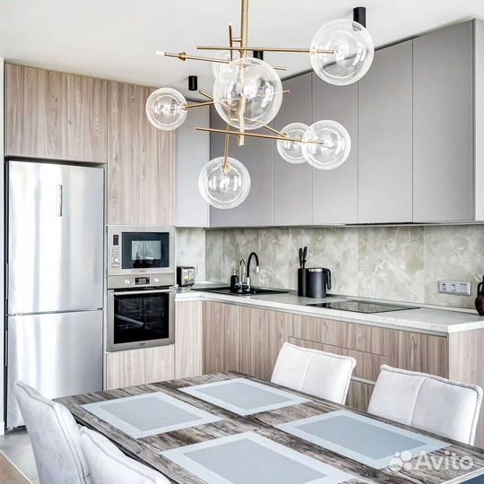 Угловой кухонный гарнитур современный