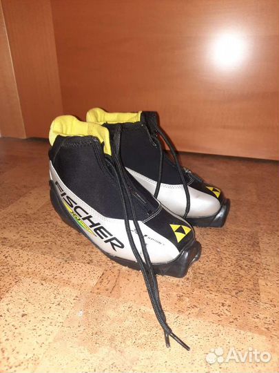 Лыжные ботинки детские fischer XJ sprint 33 размер