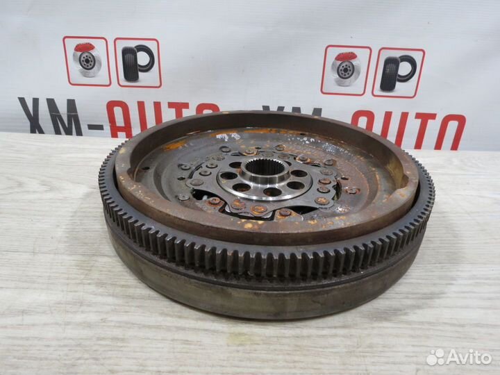 Маховик Audi Q3