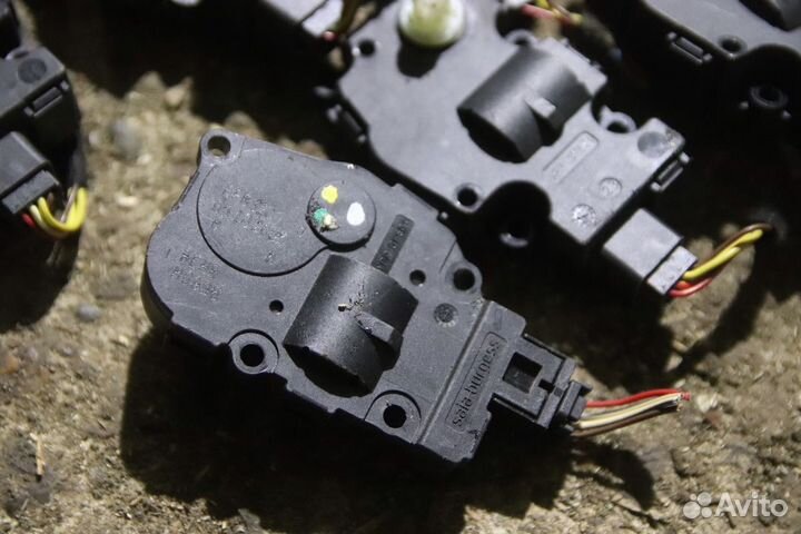 Сервопривод печки на Мерседес S350 W211